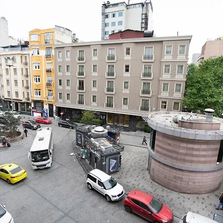 מלון Taksim Royal *
