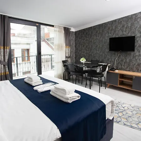 Hotel Taksim Royal Suites *