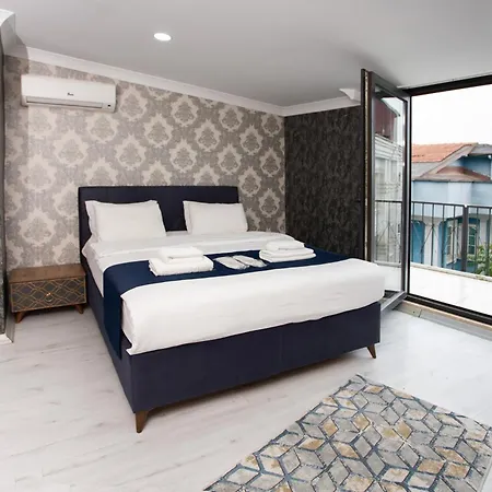 Taksim Royal Suites *