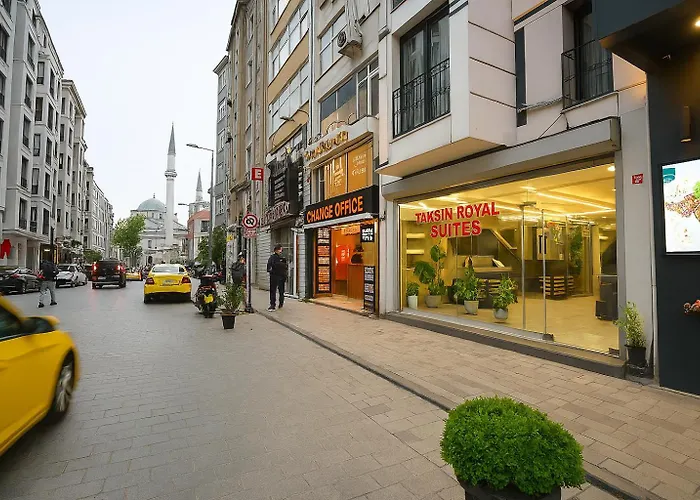 Taksim Royal Hotel *