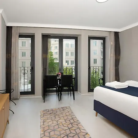 Taksim Royal